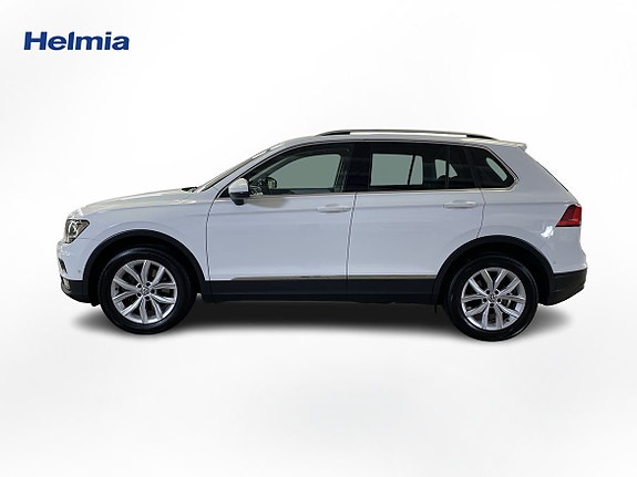 Volkswagen Tiguan 4 of 17