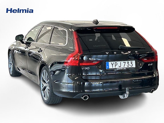 Volvo V90 2 of 13