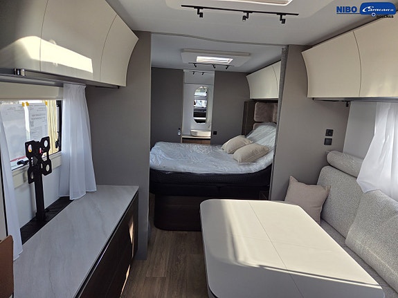 Adria ALPINA 663 HT 8 of 18
