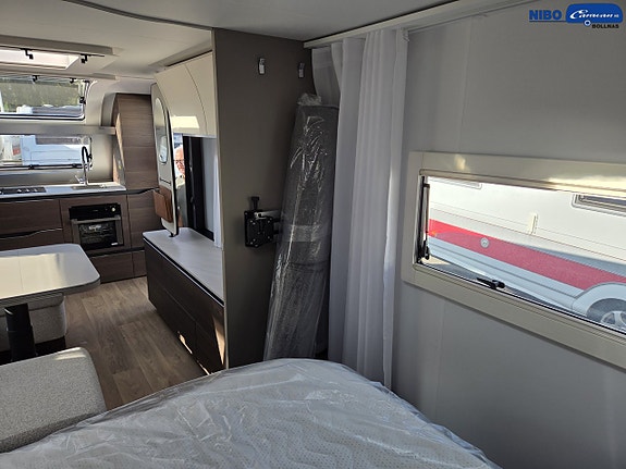 Adria ALPINA 663 HT 17 of 18