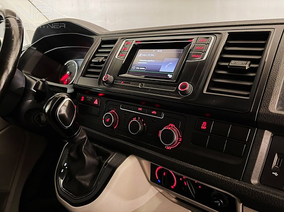 Volkswagen Transporter 9 of 20