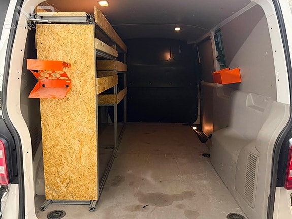 Volkswagen Transporter 18 of 20