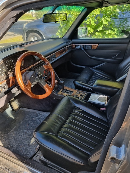 Mercedes-Benz 500 SEL 8 of 8