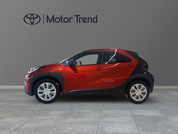 Toyota Aygo X 3 of 11