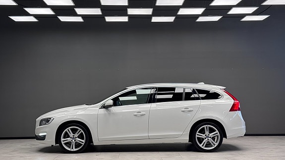 Volvo V60 5 of 19