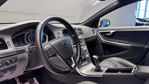 Volvo V60 6 of 19