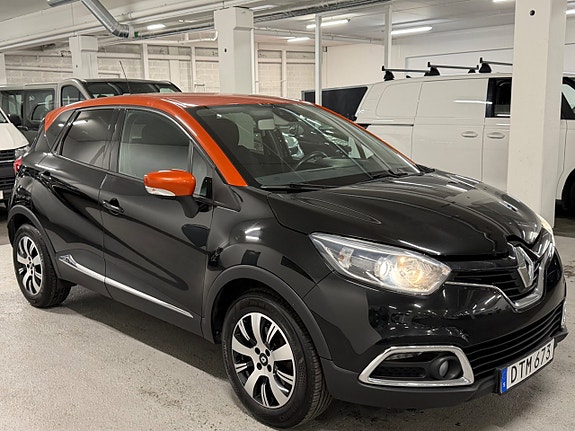 Renault Captur 2 of 11