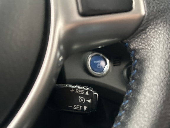 Toyota Yaris 15 of 29