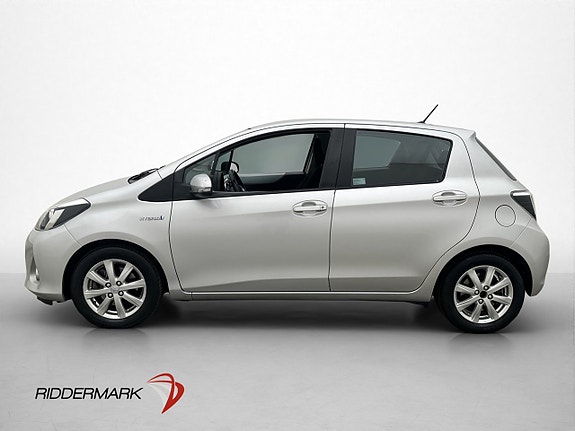 Toyota Yaris 4 of 29