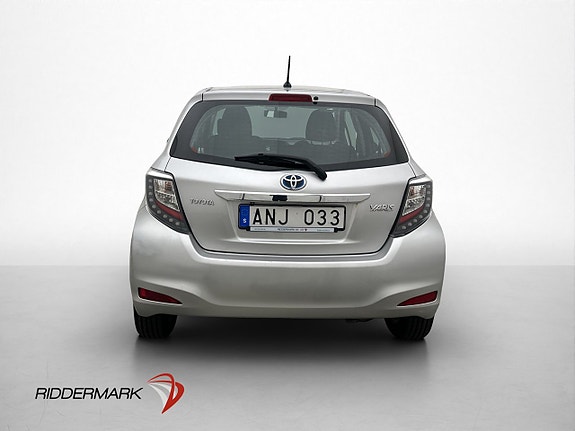 Toyota Yaris 6 of 29