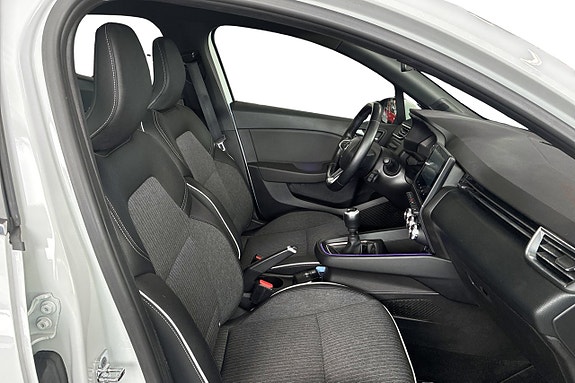 Renault Clio 15 of 20