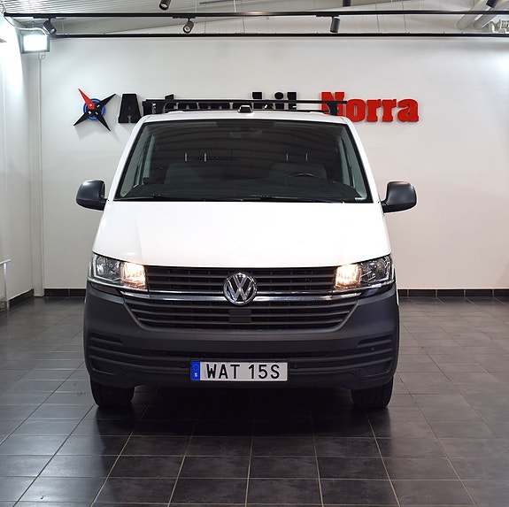 Volkswagen Transporter 2 of 18