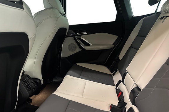 BMW X1 11 of 19