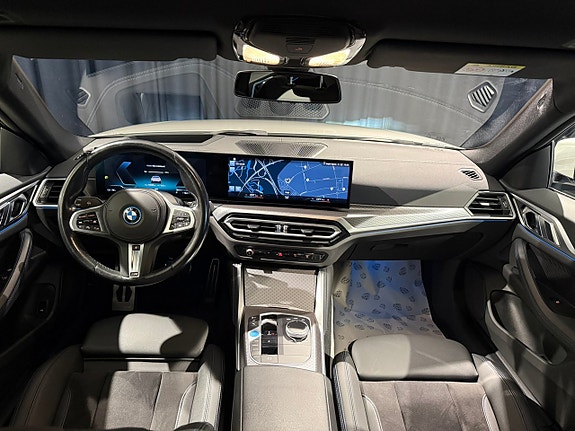 BMW i4 14 of 19