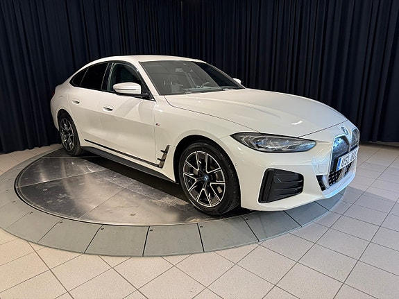 BMW i4 9 of 19