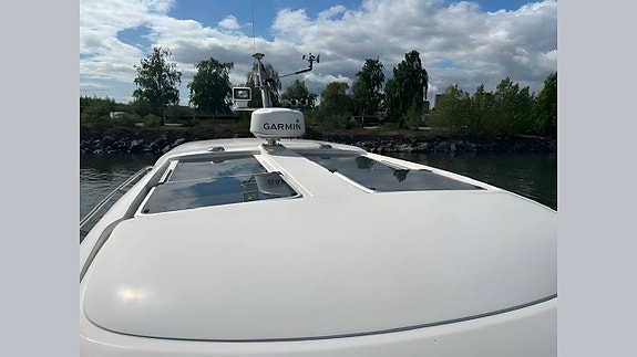 Nimbus 305 Coupe 17 of 17
