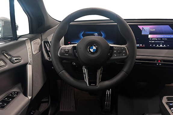 BMW iX 9 of 22