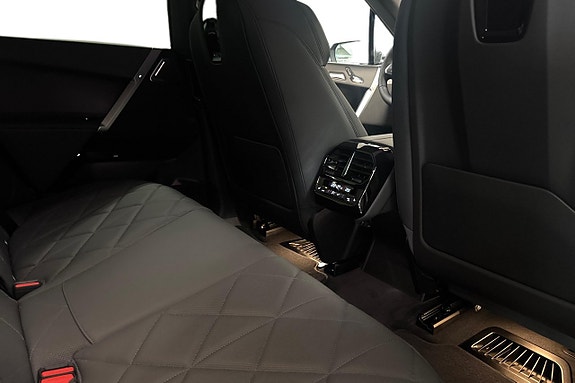 BMW iX 7 of 22