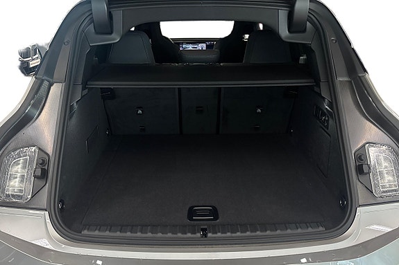 BMW iX 10 of 22