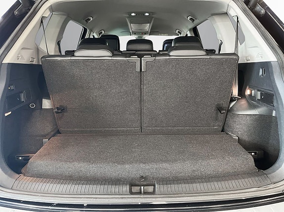 Volkswagen Tiguan Allspace 6 of 15