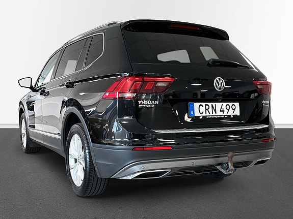 Volkswagen Tiguan Allspace 2 of 15