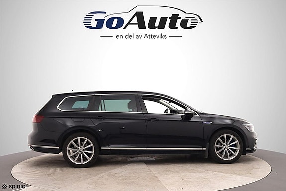 Volkswagen Passat 3 of 25