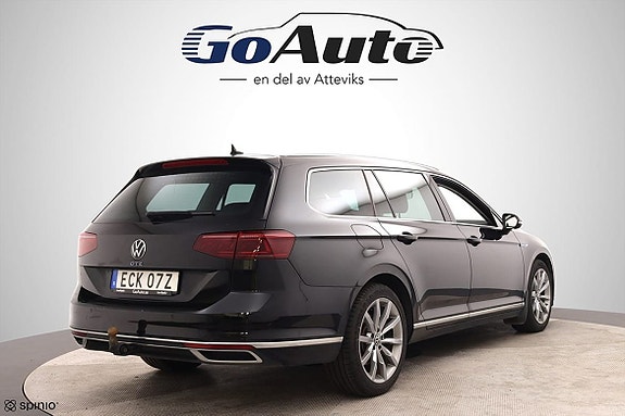 Volkswagen Passat 4 of 25