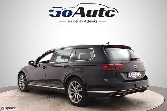 Volkswagen Passat 5 of 25