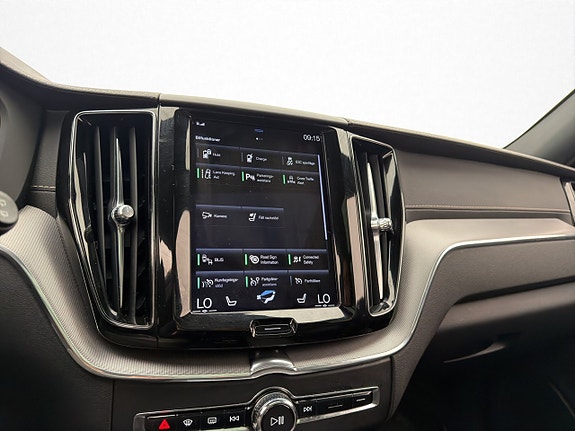Volvo XC60 24 of 30