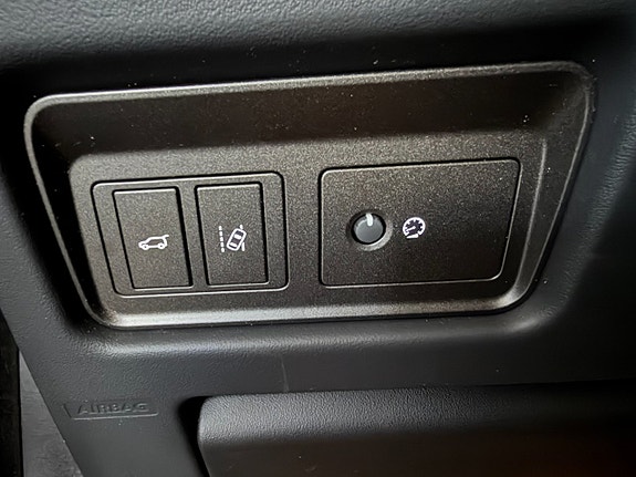Land Rover Range Rover Evoque 26 of 26
