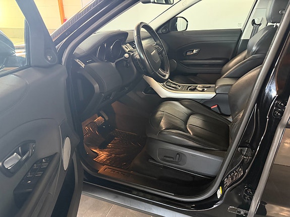 Land Rover Range Rover Evoque 19 of 26