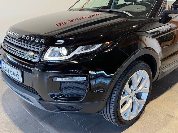 Land Rover Range Rover Evoque 11 of 26