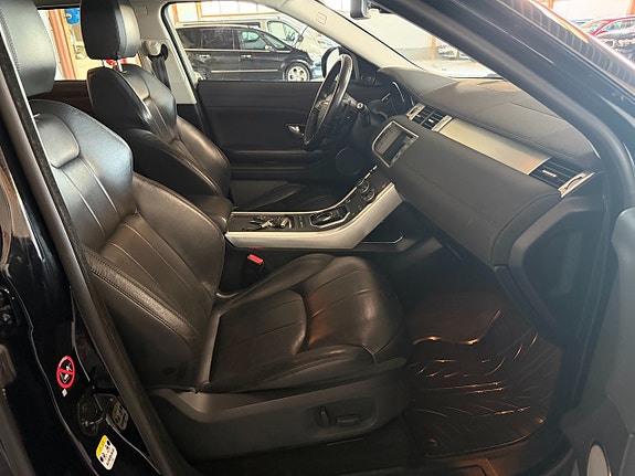 Land Rover Range Rover Evoque 16 of 26