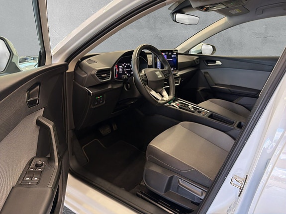 Seat Leon 10 of 26