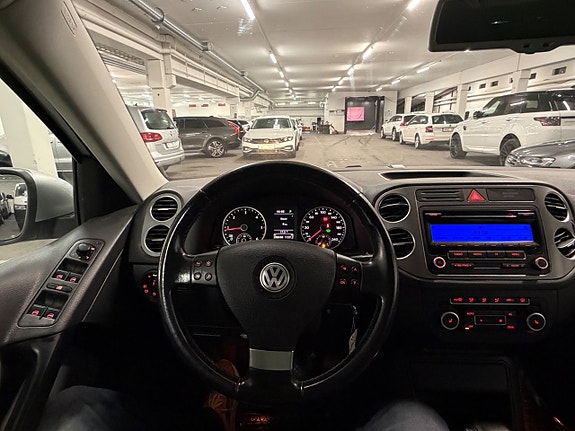 Volkswagen Tiguan 12 of 13