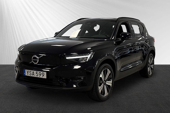 Volvo XC40 4 of 9