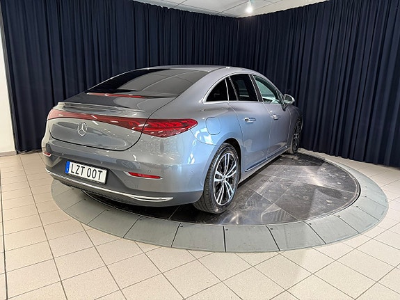 Mercedes-Benz EQE300 7 of 16