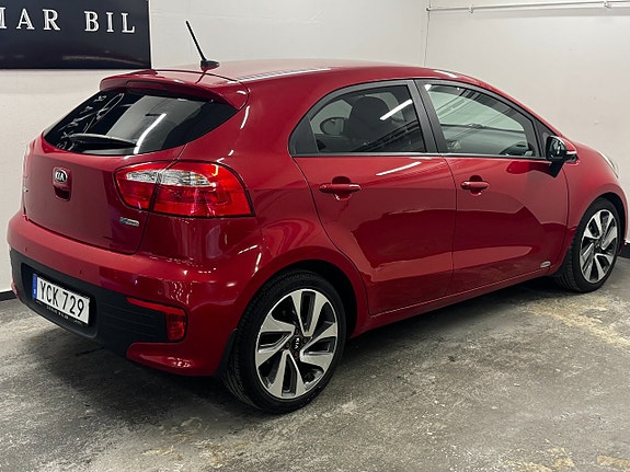 Kia Rio 4 of 22
