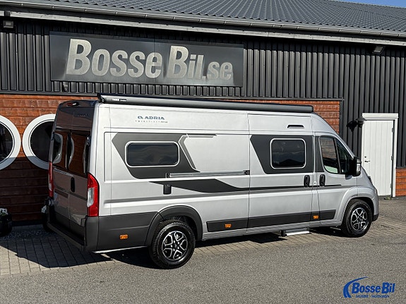 Adria TWIN SELECT 640 SLB * Dieselvärmare * komp.kylskåp * 3500 kg * 3 of 21