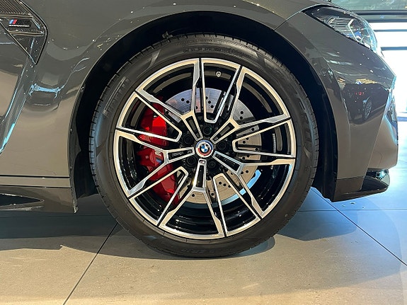 BMW M4 9 of 28