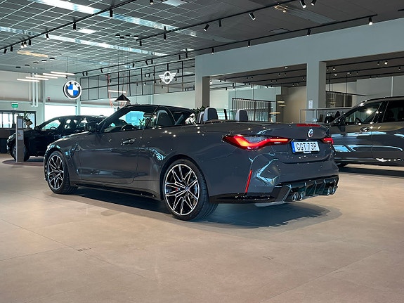 BMW M4 6 of 28
