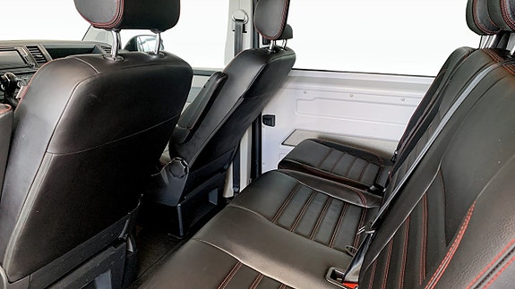 Volkswagen Transporter 11 of 17