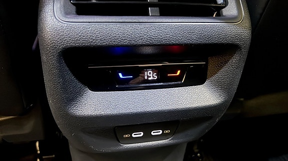 Volkswagen Tiguan 24 of 26