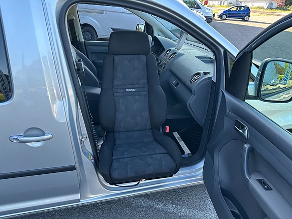 Volkswagen Caddy Maxi 4 of 26