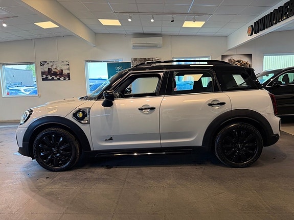 MINI Countryman Cooper SE 21 of 24