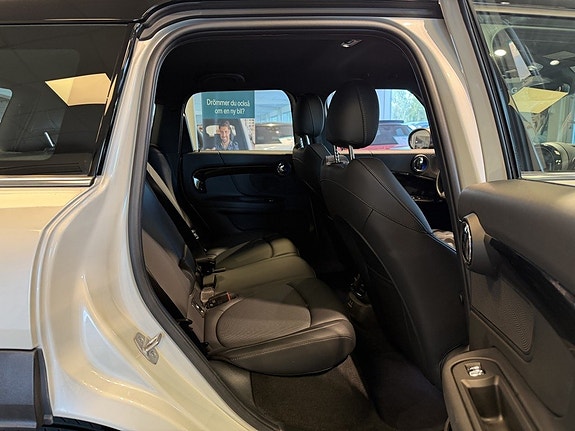 MINI Countryman Cooper SE 19 of 24