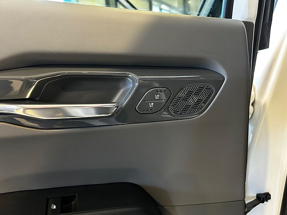 Kia EV9 17 of 24