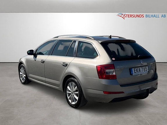 Skoda Octavia 7 of 11