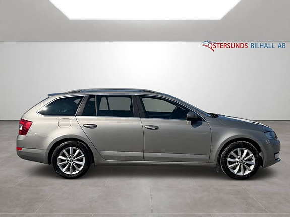 Skoda Octavia 6 of 11