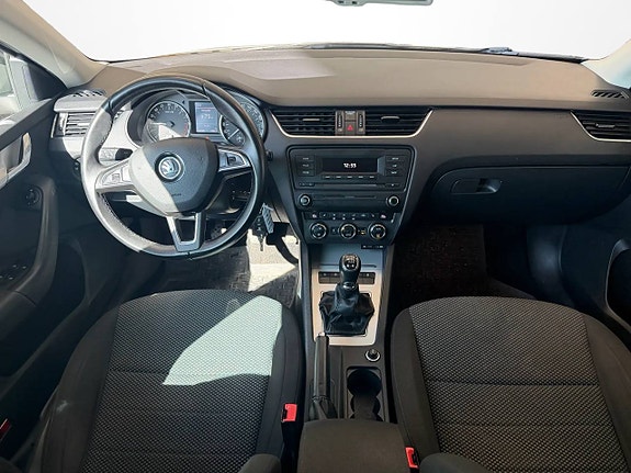 Skoda Octavia 9 of 11